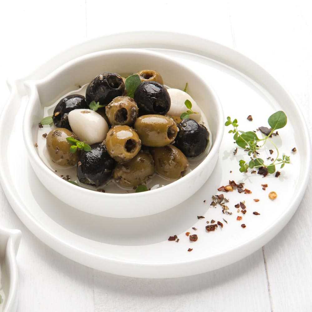 Oliven in Knoblauch-Kräutern - GROSSMANN Oliven in Knoblauch-Kräutern - GROSSMANN