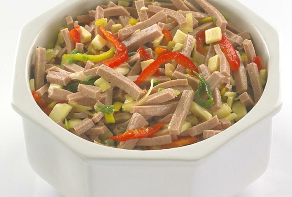 GMF_Grossgebinde_Salate_mit_Fleisch_und_Geflügel_03261