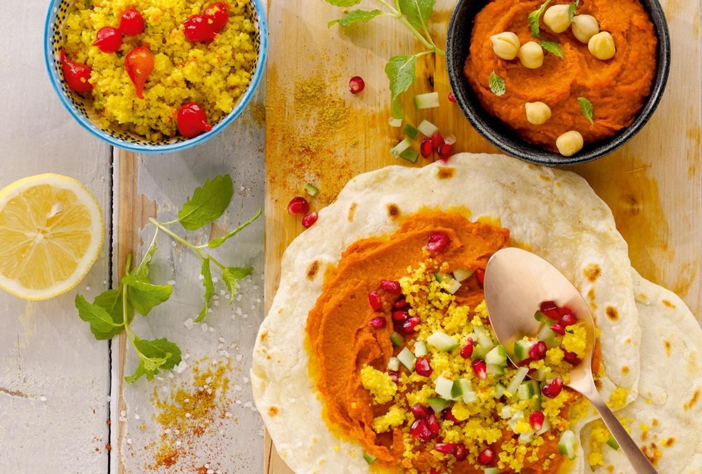 Rezepttipp „Orientalischer Couscous-Humus-Wrap“